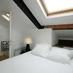 Apartment Mithouard Paris